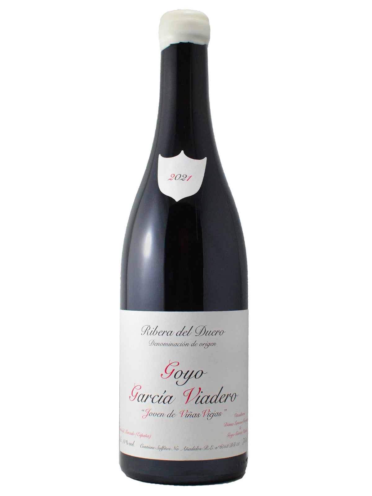 A bottle of Goyo Garcia Viadero Joven de Vinas Viejas Tempranillo wine with a label and branding visible. White wax cap. All set against a plain white background.